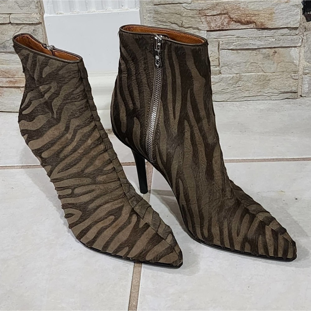 Rag & Bone Waylon Boot - Hair calf Moto Ankle Boot Taupe Zebra size 38.5 US 8.5 - Picture 2 of 15